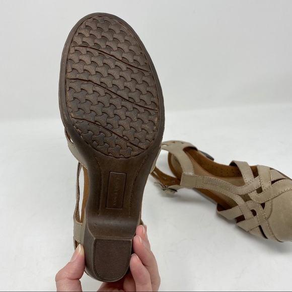 Rockport Cobb Hill Aubrey t-strap khaki WIDE - Picture 9 of 10